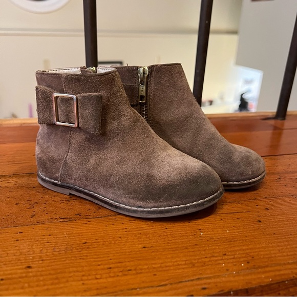 Janie and Jack | Suede Bow Bootie, Praline Brown - Picture 2 of 8